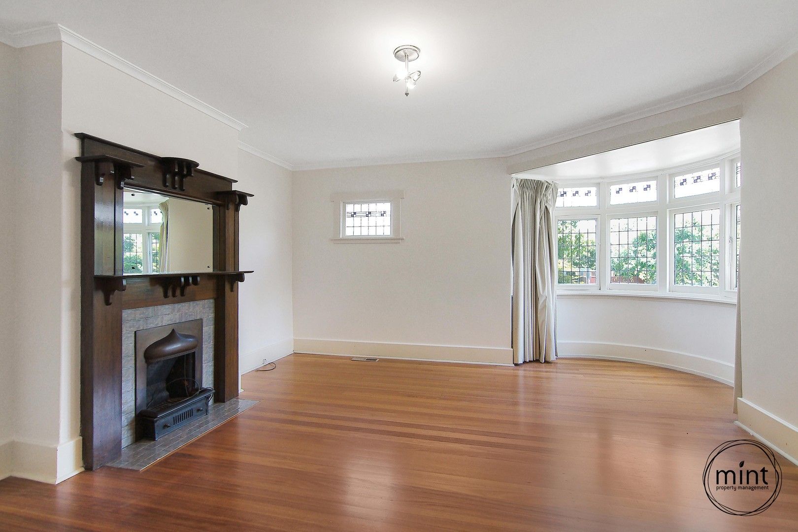 4 bedrooms House in 1801 Malvern Road GLEN IRIS VIC, 3146