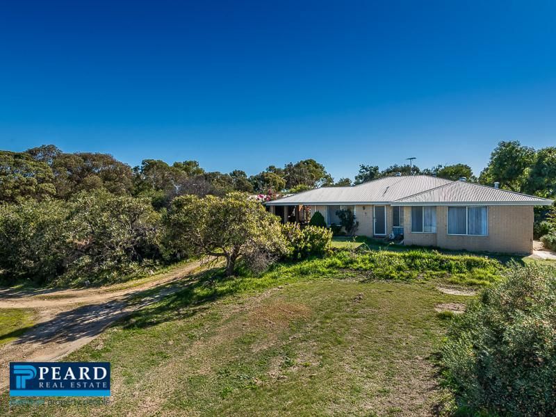 133 Birdwood Drive, Woodridge WA 6041, Image 1