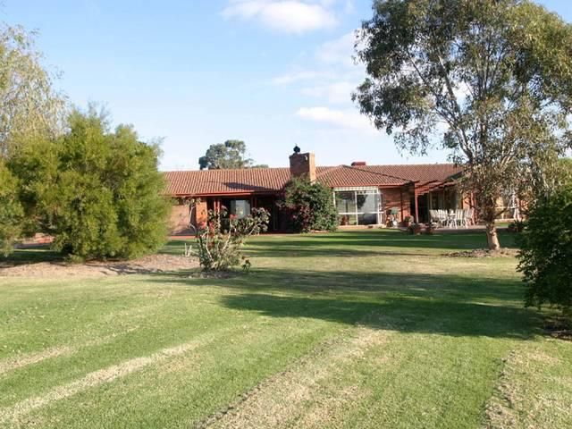 6 7 Sarah Court Narre Warren South Property History Address