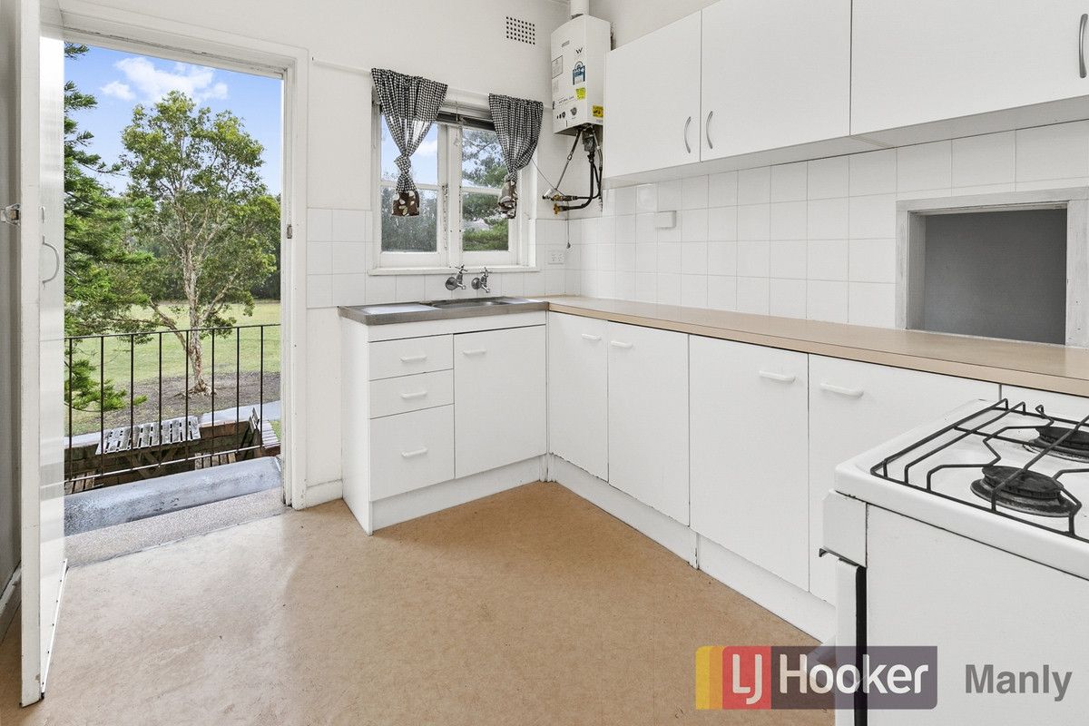 4/5 Eurobin Avenue, Manly NSW 2095, Image 2