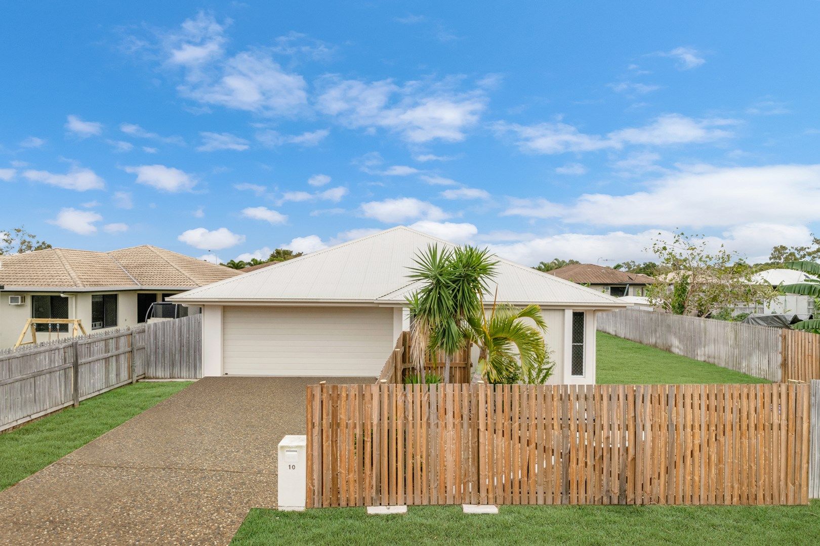 10 Sanderling Circuit, Kelso QLD 4815, Image 0