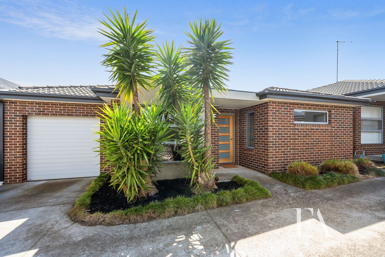 2/63 Oakwood Crescent, Waurn Ponds VIC 3216, Image 2