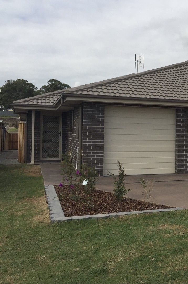 2 bedrooms Duplex in 25b Auburn St GILLIESTON HEIGHTS NSW, 2321