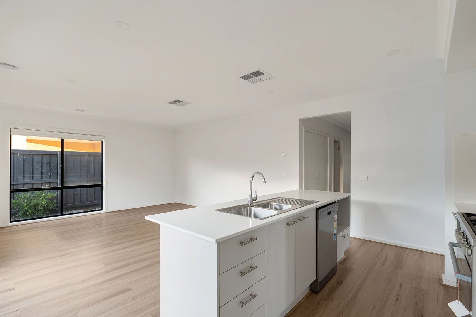 Additional image 4 of 17 Hederwick Street, Mickleham VIC 3064