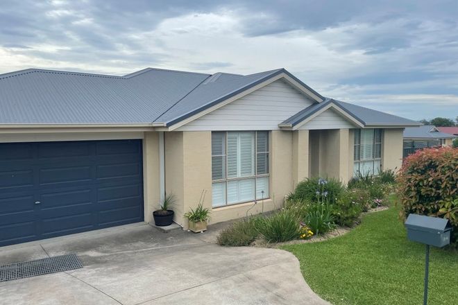 Picture of 2/4 Silky Oak Close, MUSWELLBROOK NSW 2333