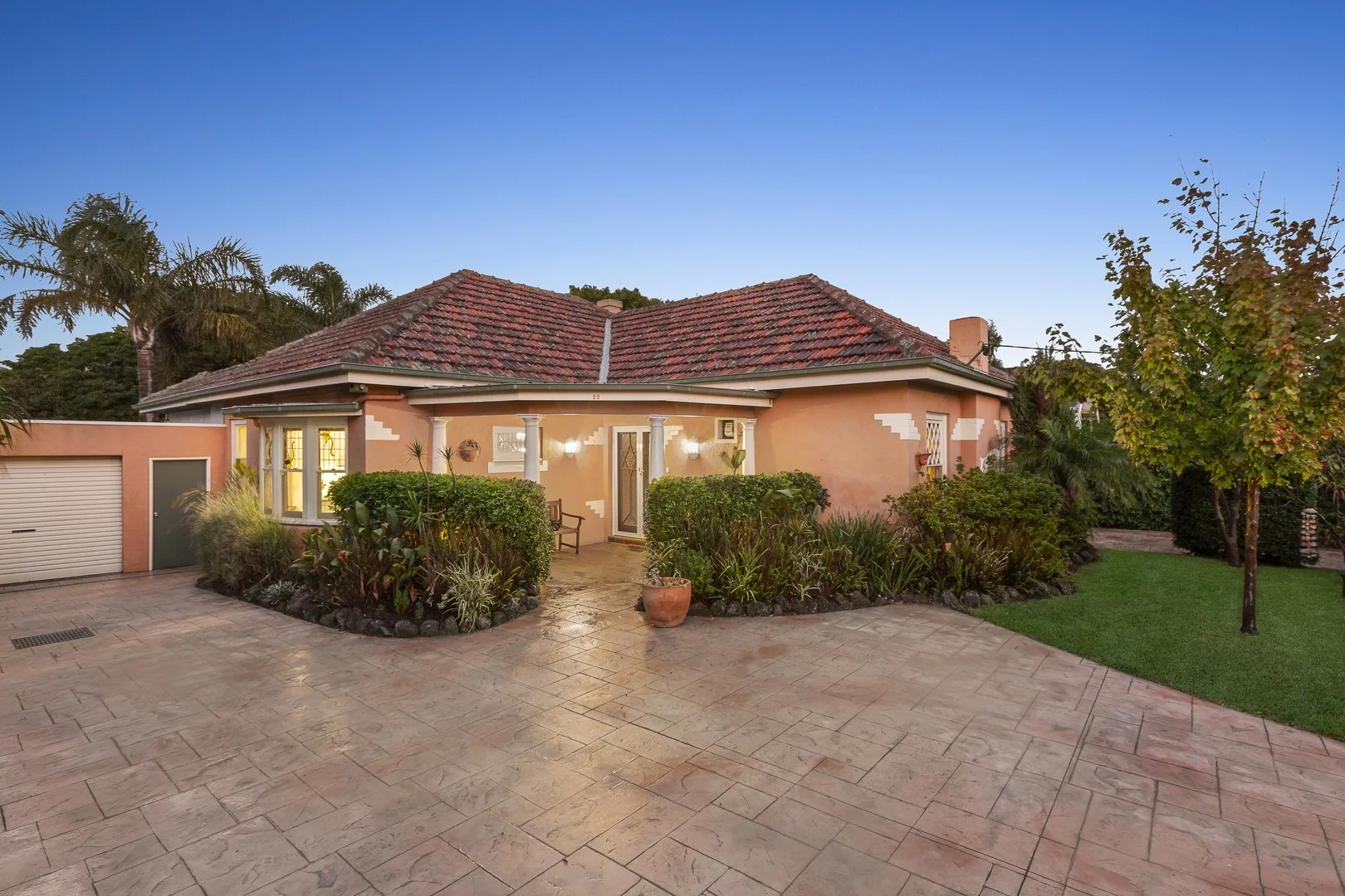 Primary image of 99 Barkly Street, Mordialloc VIC 3195