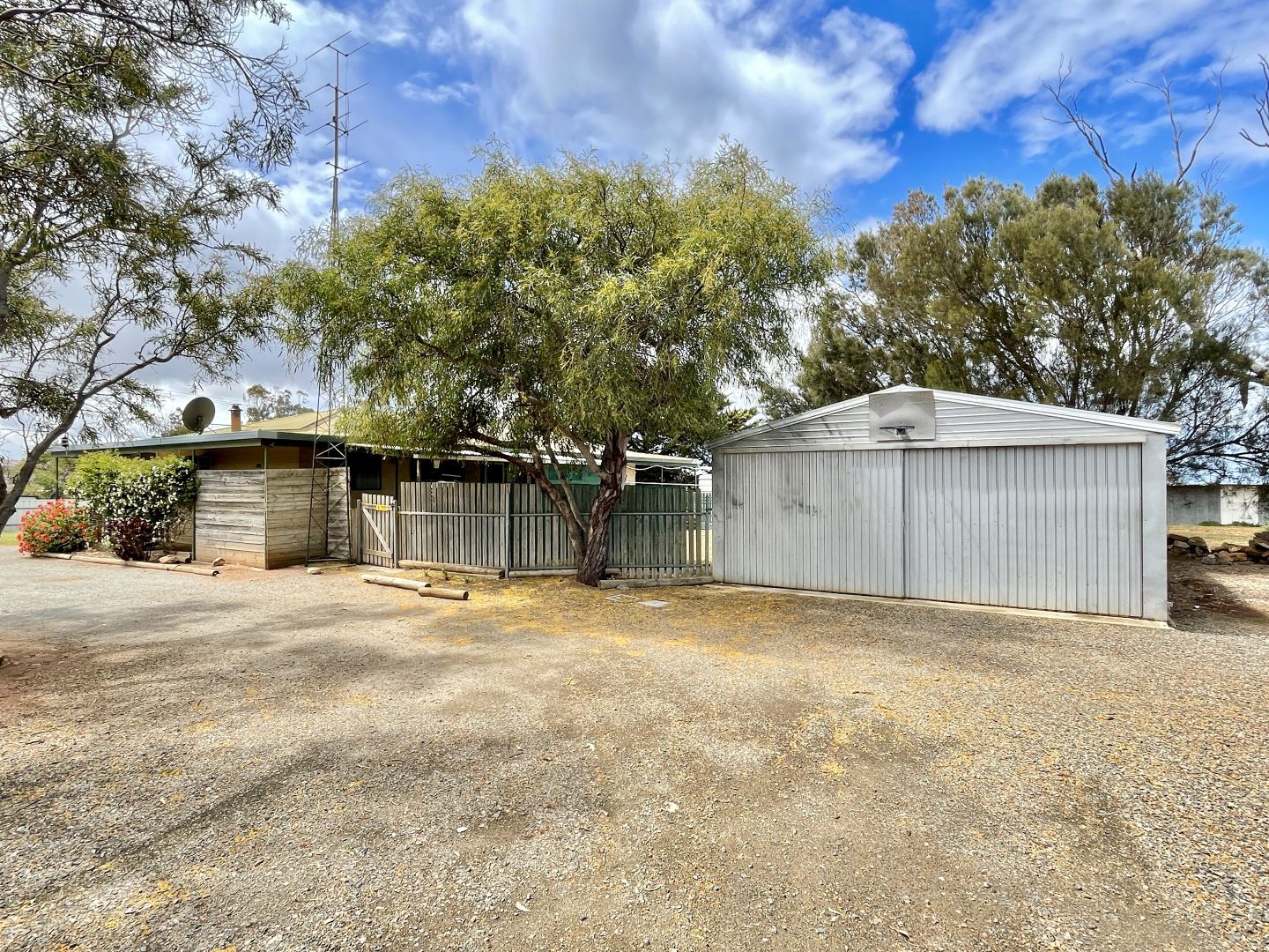 271 Bratten Road, Tumby Bay SA 5605, Image 2