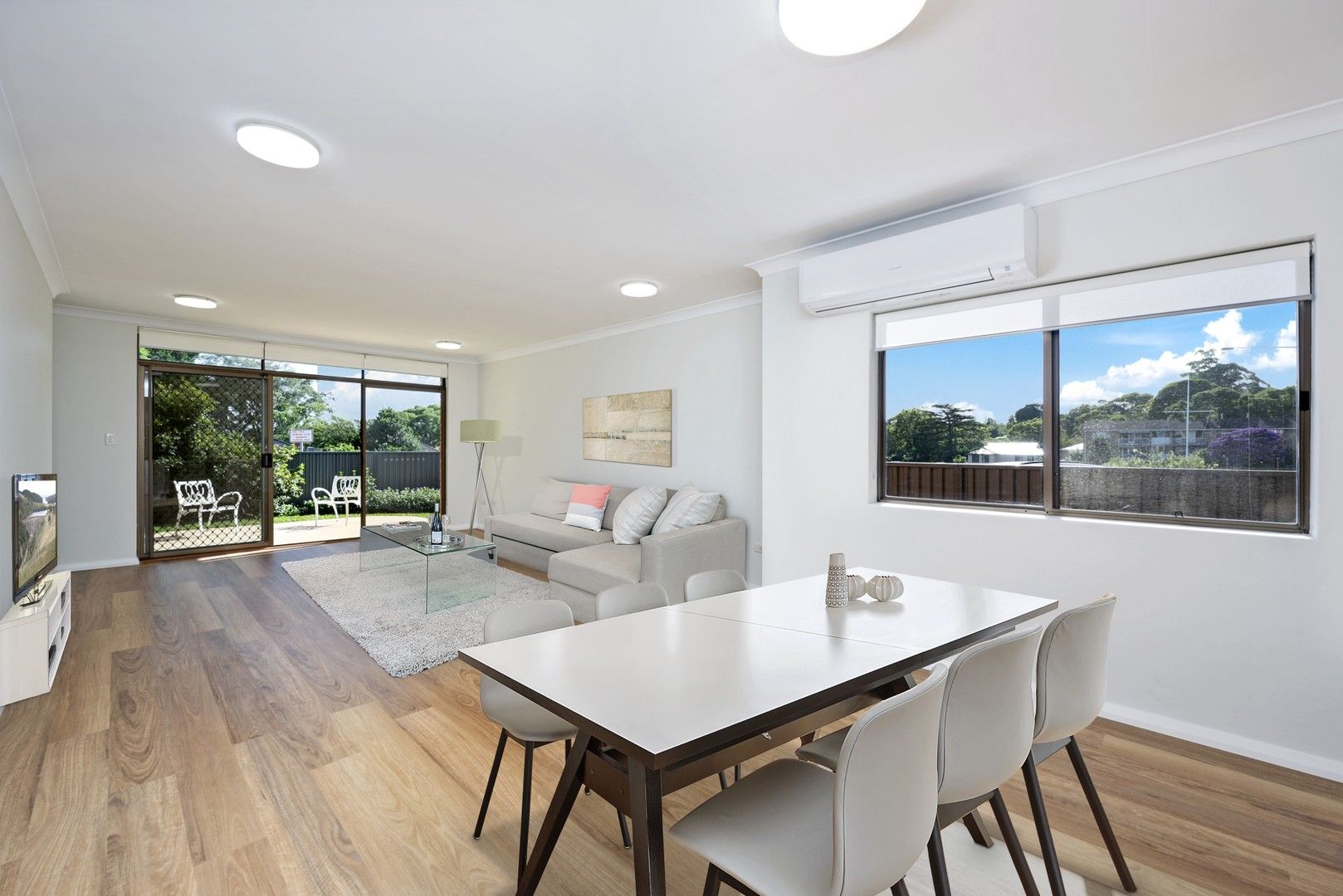 3 bedrooms Apartment / Unit / Flat in 7/157 Burns Bay Road LANE COVE NSW, 2066