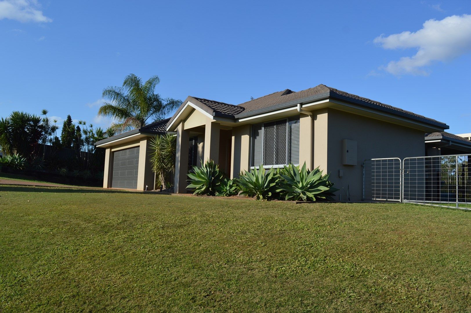 2 Cooinda Place, Glass House Mountains QLD 4518, Image 0