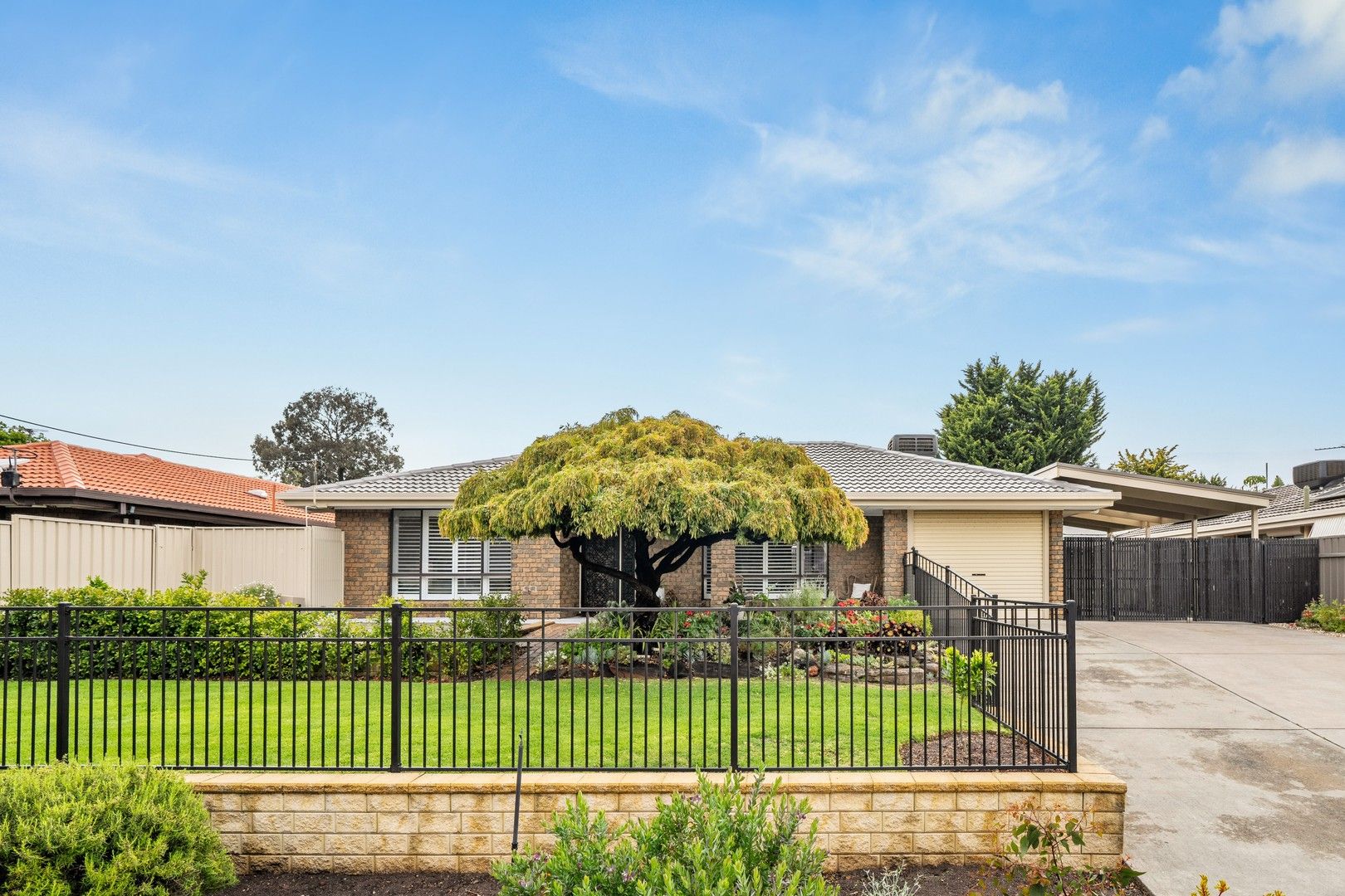 3 bedrooms House in 35 Ernest Crescent HAPPY VALLEY SA, 5159