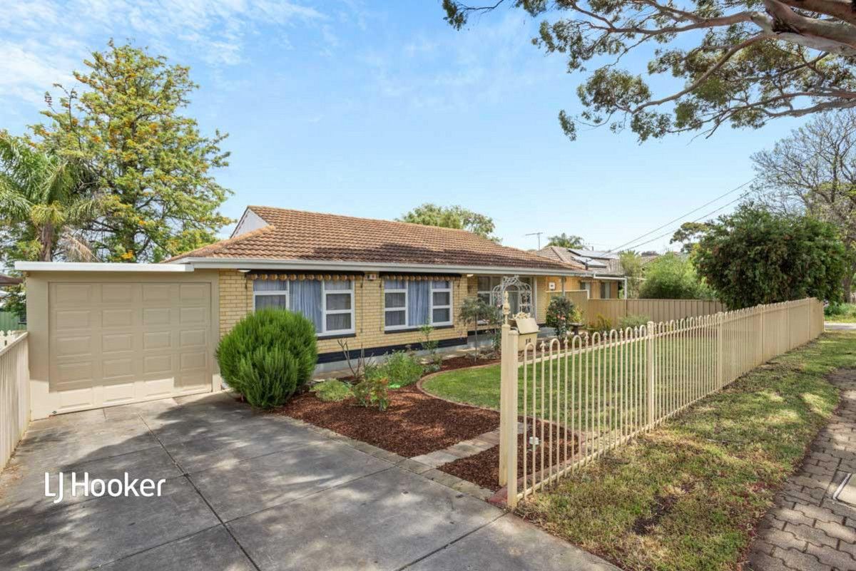 3 bedrooms House in 18 Eyre Crescent VALLEY VIEW SA, 5093