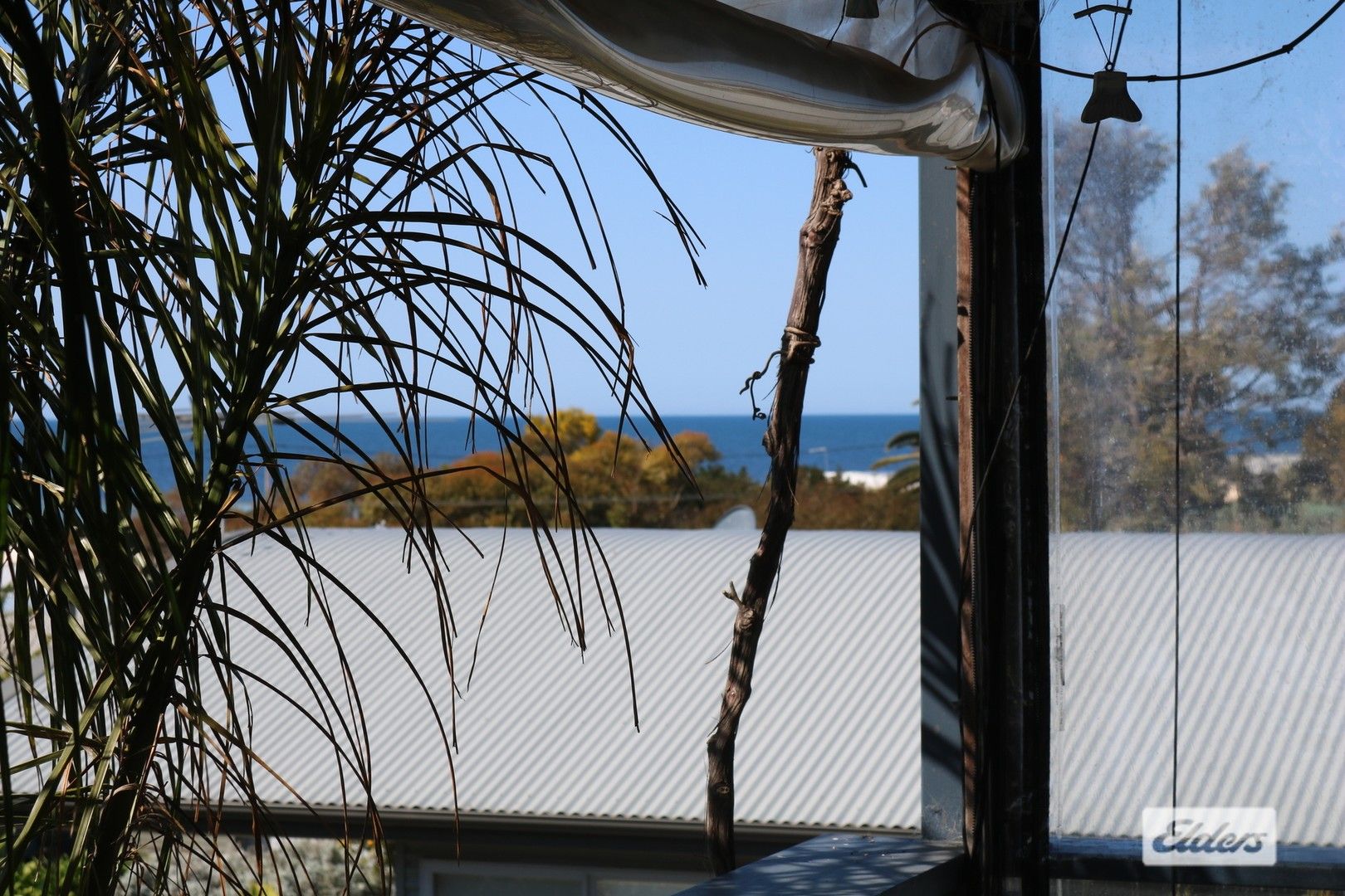 House in 10 Young Avenue, PORT VINCENT SA, 5581