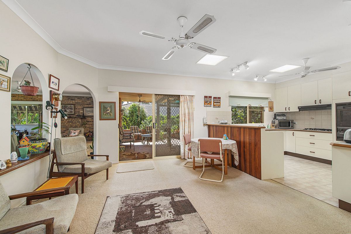 8 Lakeview Crescent, West Haven NSW 2443, Image 2