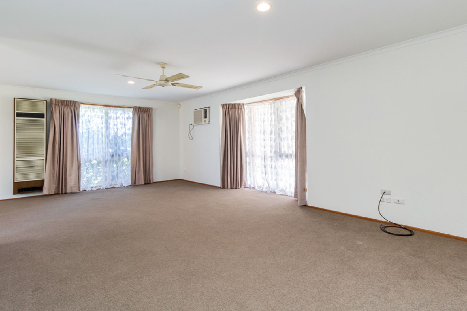 13 Arleon Crescent, Cranbourne VIC 3977, Image 1