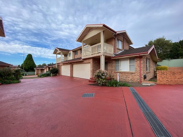 4 bedrooms Townhouse in 8/39 Caledonian Street BEXLEY NSW, 2207