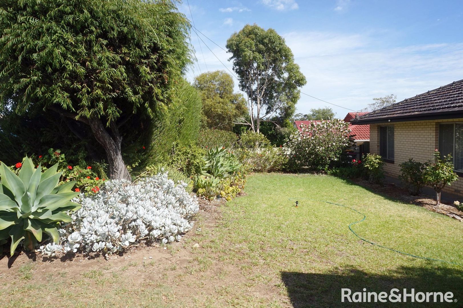 23 Desmond Road, Hackham SA 5163, Image 1