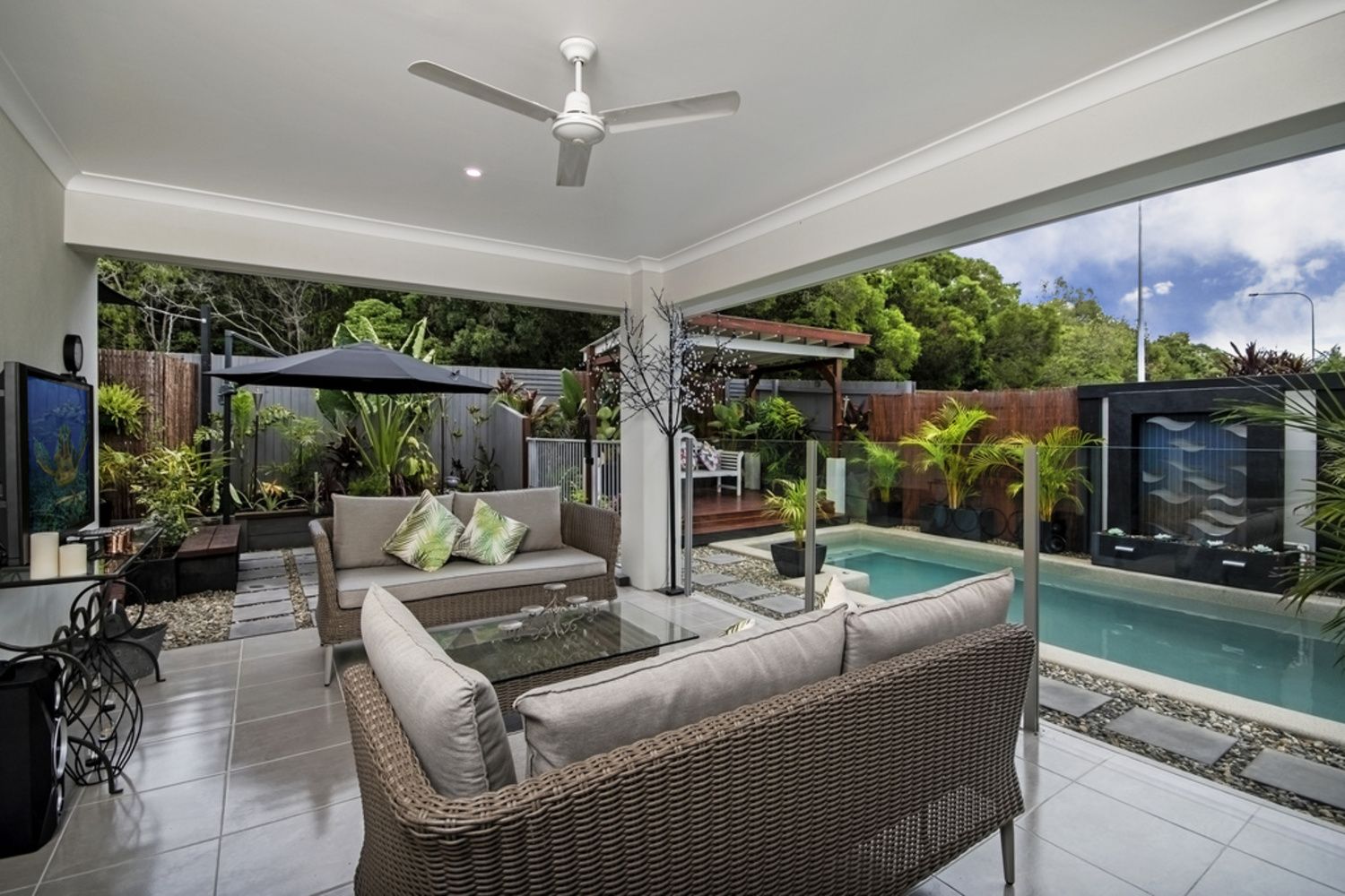 4 Litara Court, Palm Cove QLD 4879, Image 0