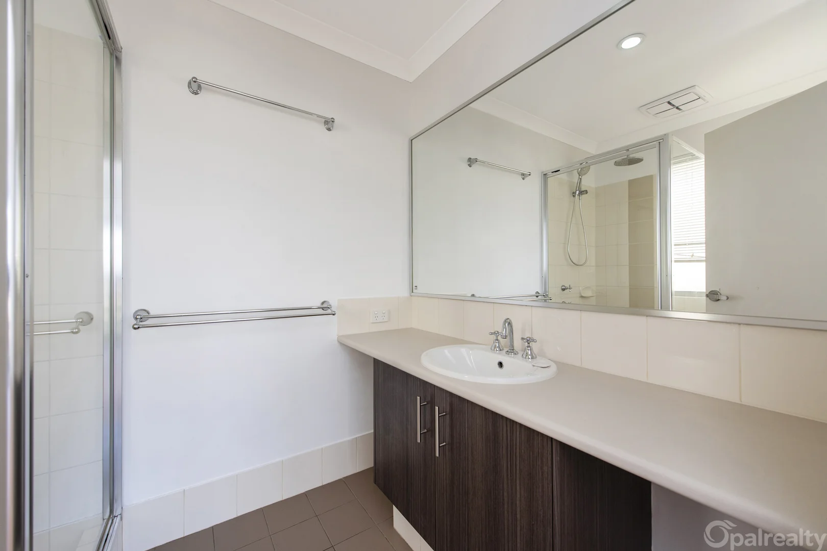 Additional image 9 of 2 Ashwood Parkway, Lakelands WA 6180