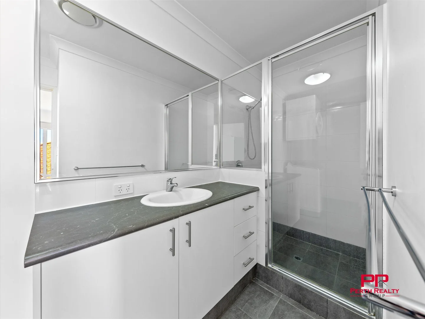 Additional image 14 of 4/30 Pontiac Avenue, Cloverdale WA 6105