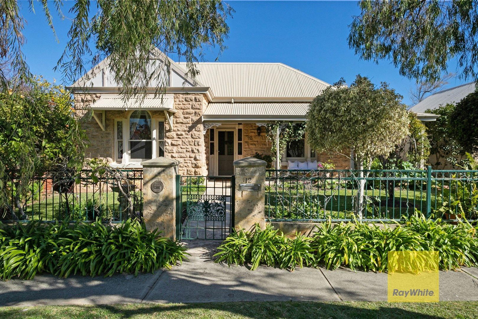 12 Venn Street, Peppermint Grove WA 6011, Image 1