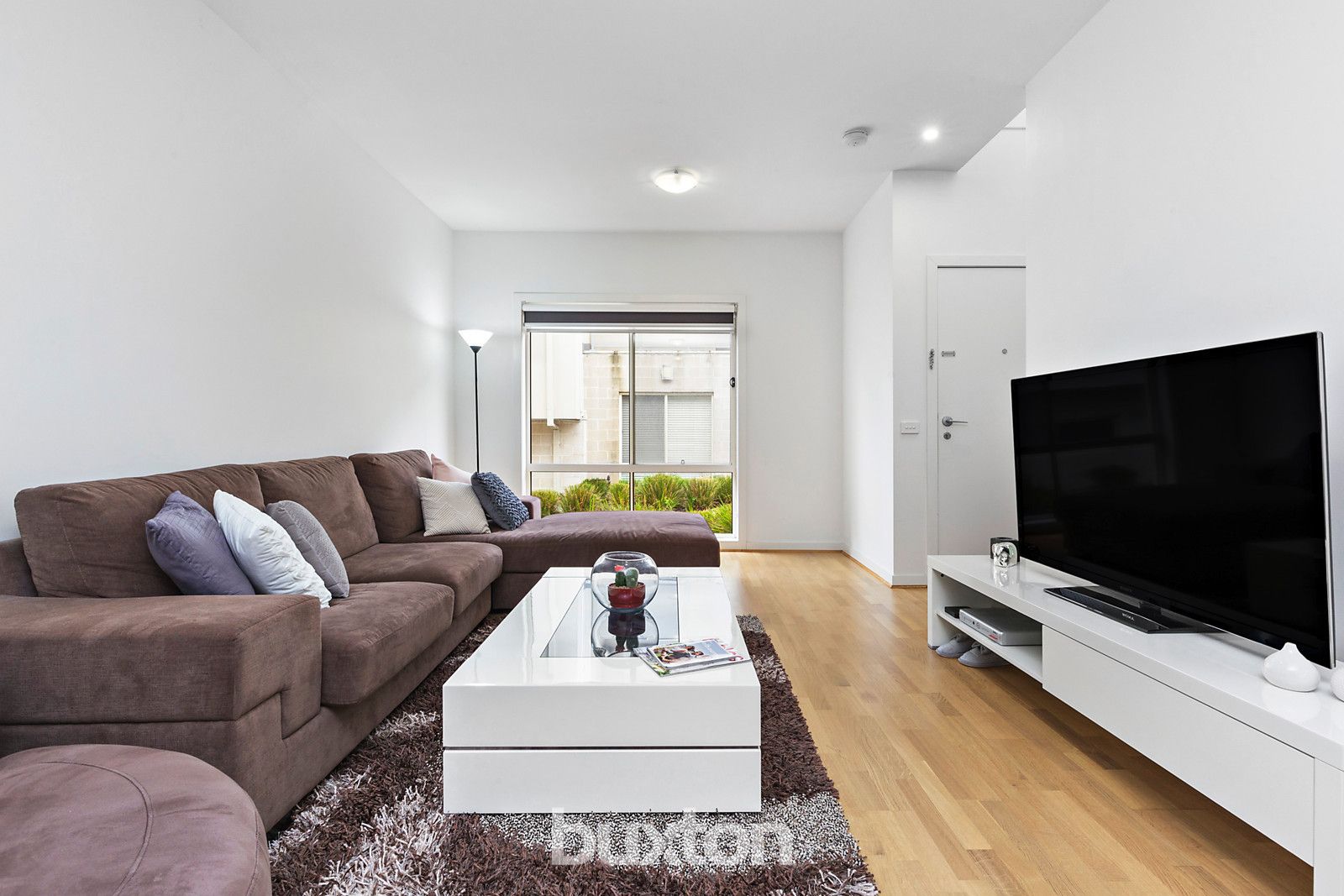 2/6 Euroka Street, Chadstone VIC 3148, Image 1