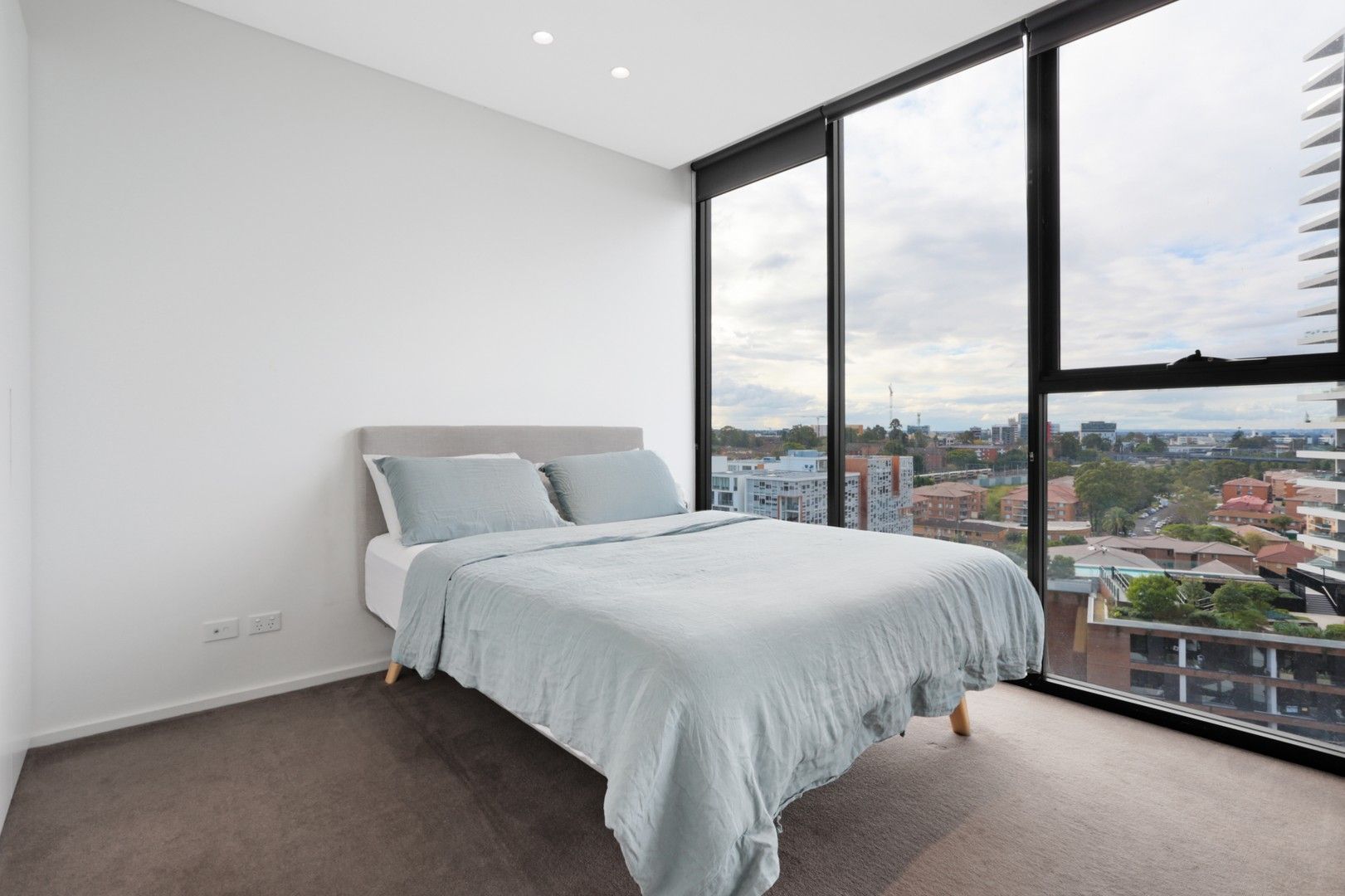 1 bedrooms Apartment / Unit / Flat in 1003/26 Shepherd Street LIVERPOOL NSW, 2170
