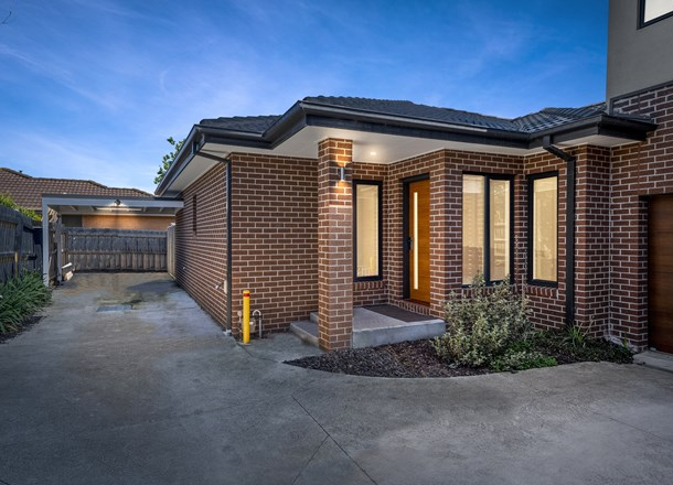 2/18 Gardiner Avenue, Dandenong North VIC 3175