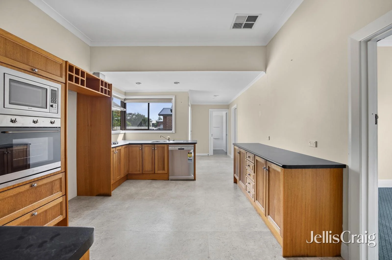 Additional image 2 of 724 Barkly Street, Golden Point VIC 3350