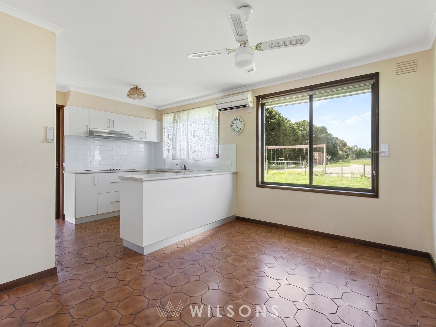 740 Anakie Road, Lovely Banks VIC 3213, Image 2