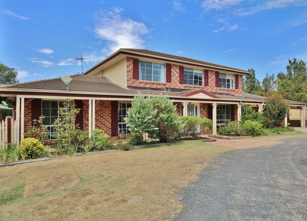 28 Woodside Drive, Mount Rankin NSW 2795