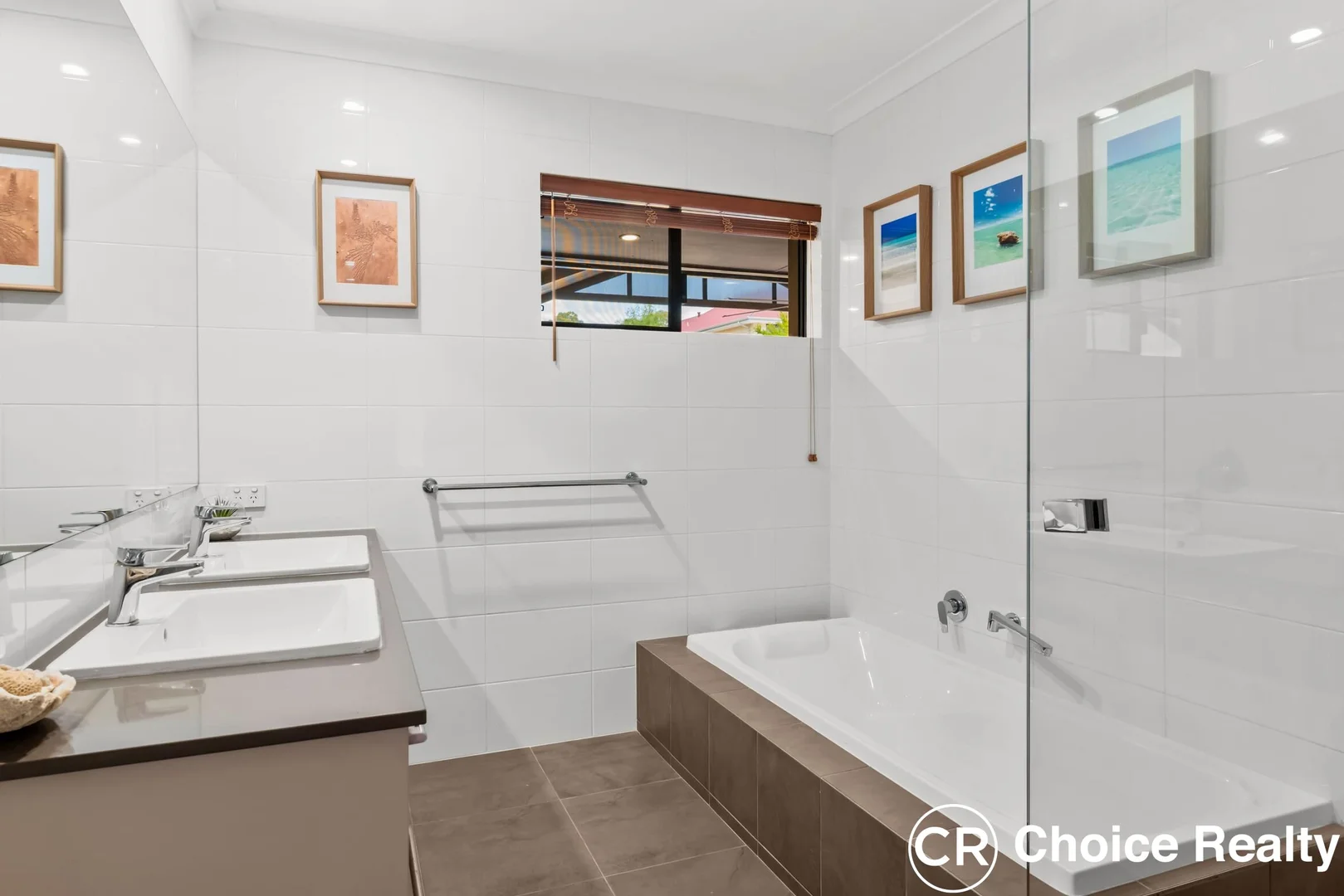 Additional image 28 of 10 Rosalind Court, Rossmoyne WA 6148