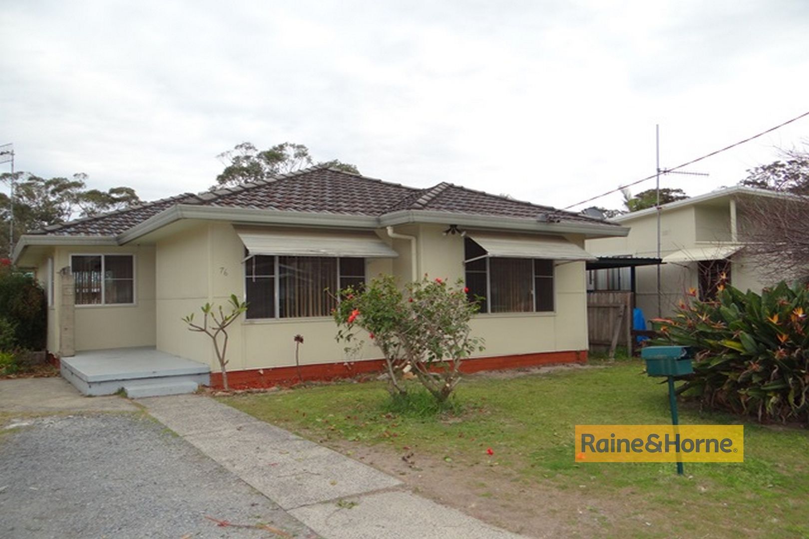 76 Adelaide Avenue, Umina Beach NSW 2257