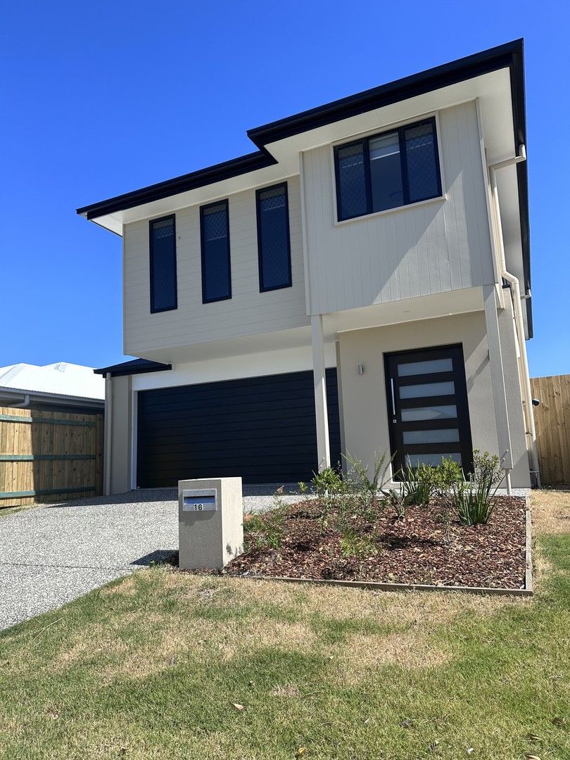 4 bedrooms House in 16 Foley Crescent PIMPAMA QLD, 4209