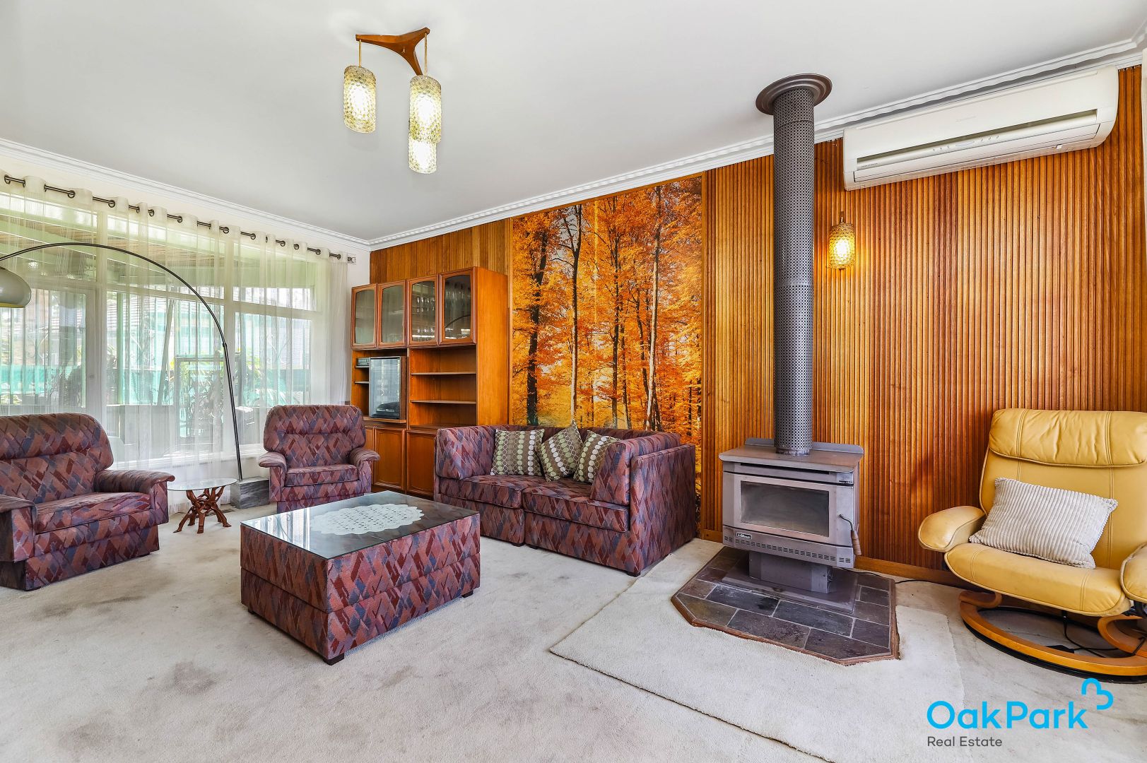 16 Jacaranda Street, Oak Park VIC 3046, Image 2