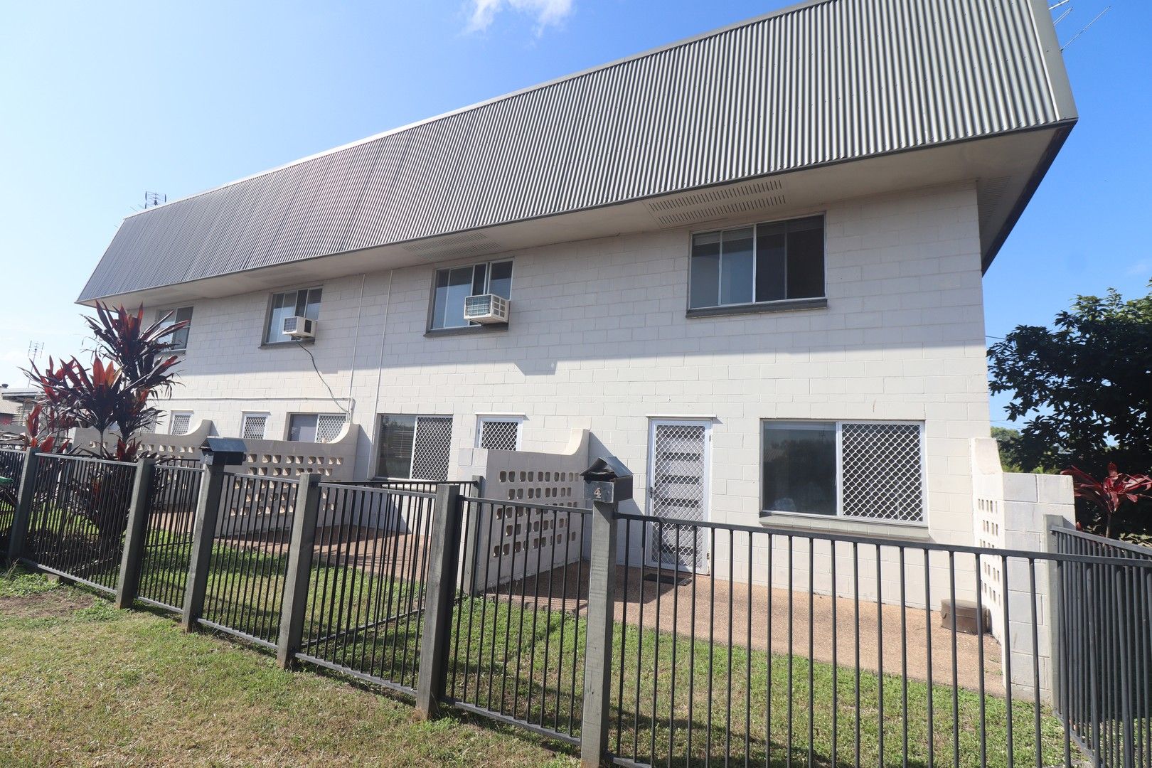 2 bedrooms Apartment / Unit / Flat in 88 Gibson Street AYR QLD, 4807