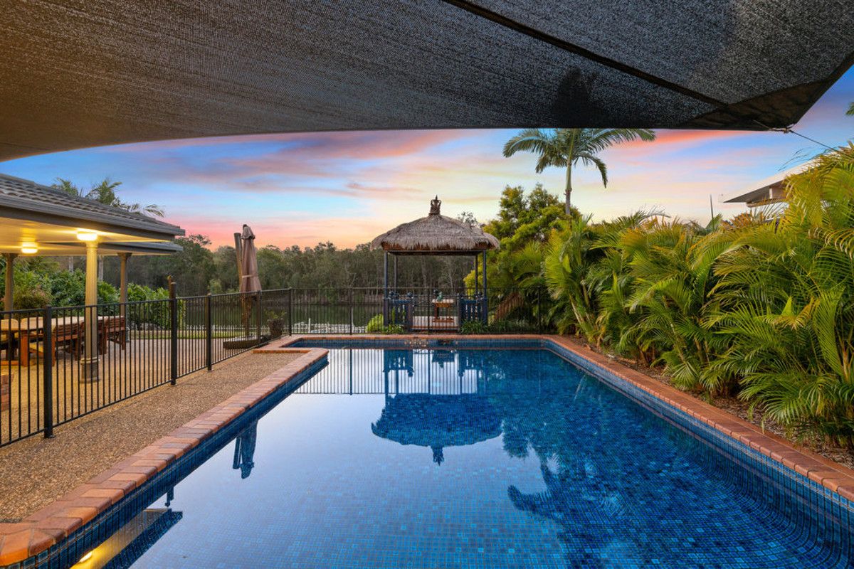 13 Kentia Court, Elanora QLD 4221, Image 2