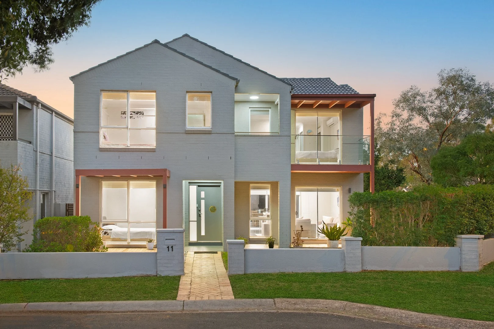11 Roxburgh Crescent, Stanhope Gardens NSW 2768