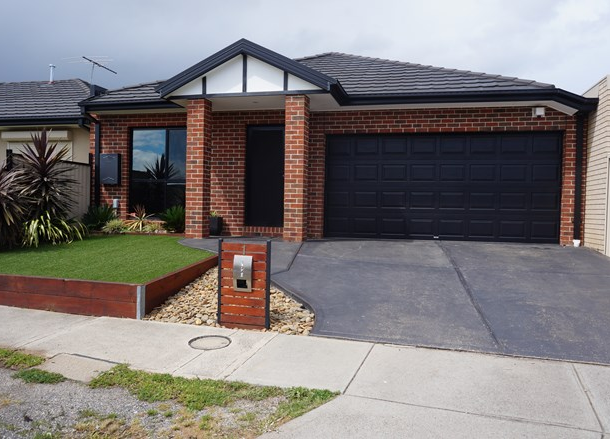 1 Westminster Avenue, Hillside VIC 3037