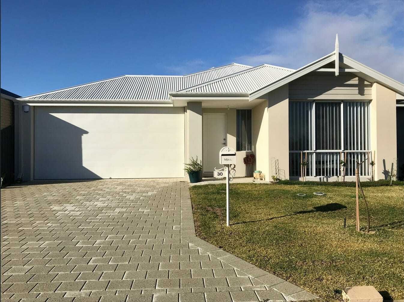 3 bedrooms House in 30 Etendue Cres EGLINTON WA, 6034