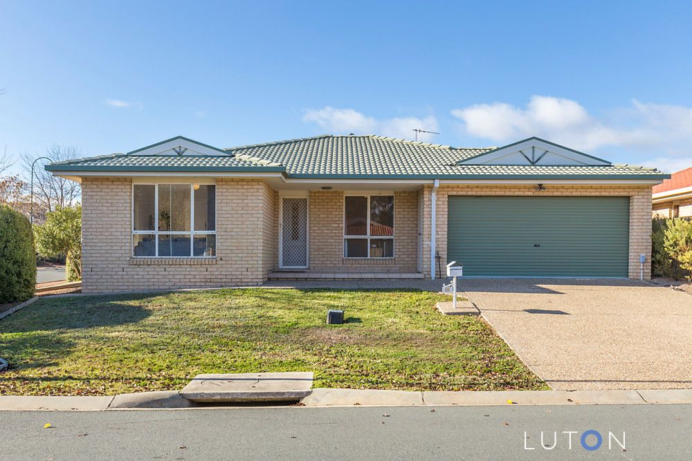 16 Norman Fisher Circuit, Bruce ACT 2617, Image 2