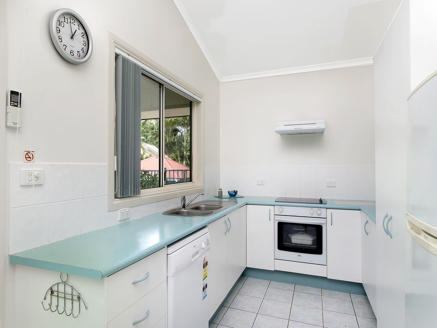 13 / 10 - 12 Tropic Lodge Place, Korora NSW 2450, Image 2