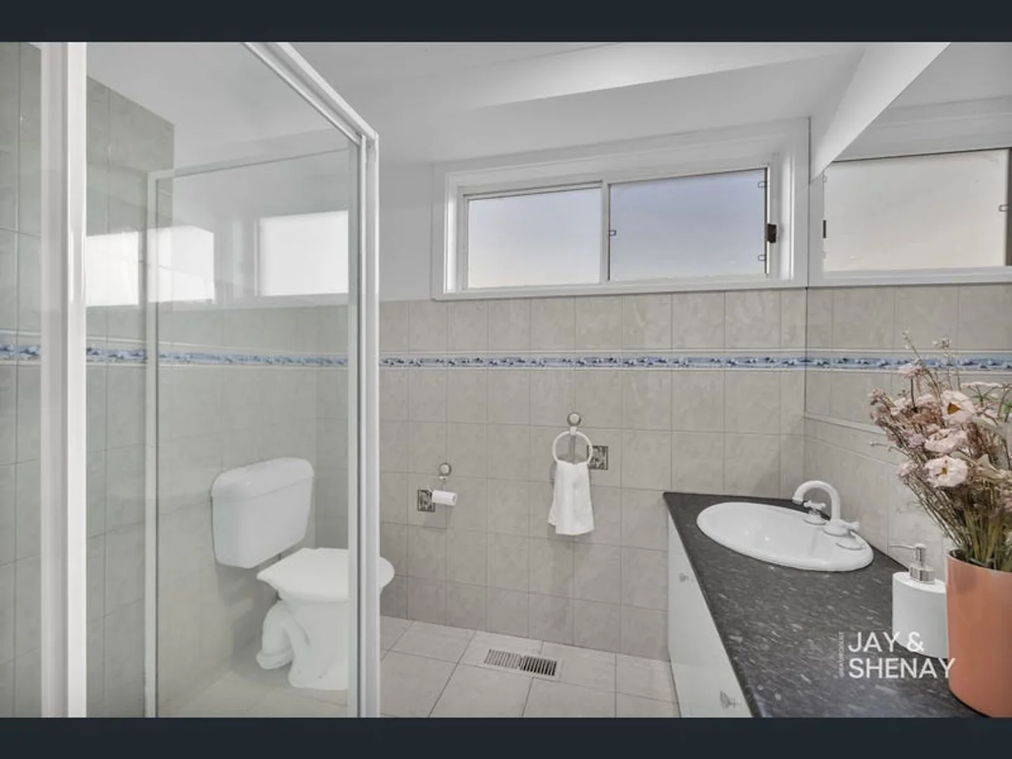 Additional image 9 of 4 Harrow Place, Endeavour Hills VIC 3802