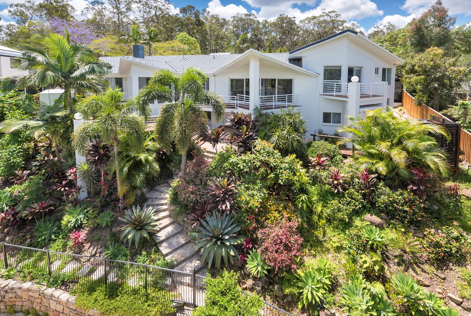 140 Greenford Street, Chapel Hill QLD 4069 Domain