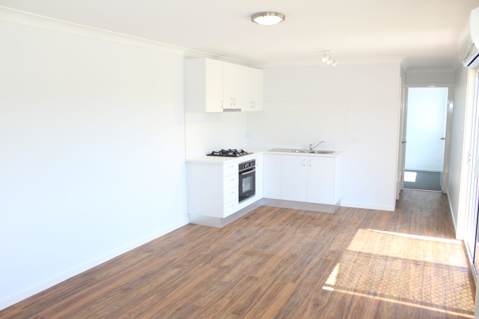 17A Bowerbird Avenue, Cooranbong NSW 2265 Apartment For Rent 395