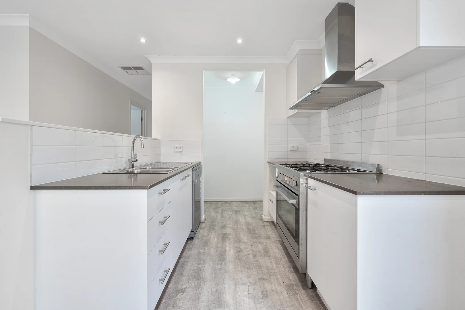 Additional image 5 of 19 Yellowstone Avenue, Clyde VIC 3978