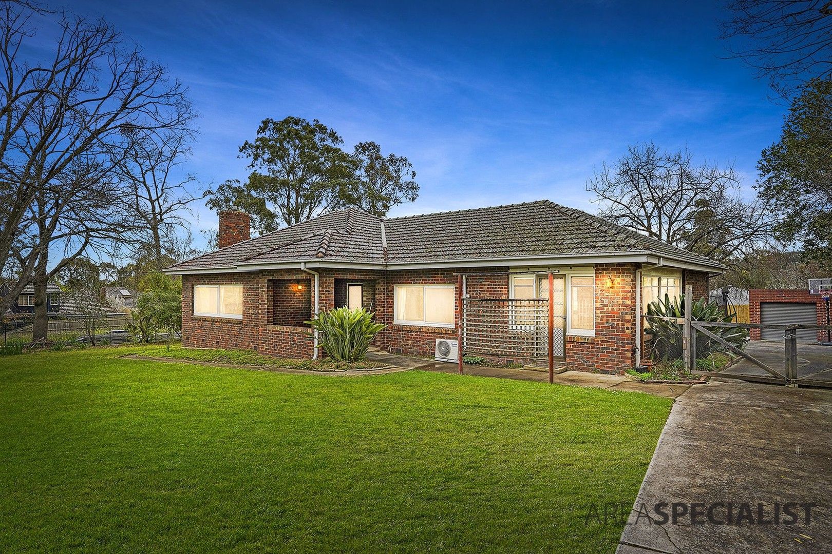 3 bedrooms House in 152-154 Dorset Road CROYDON VIC, 3136