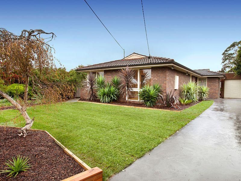 9 Biscay Court, Dingley Village VIC 3172