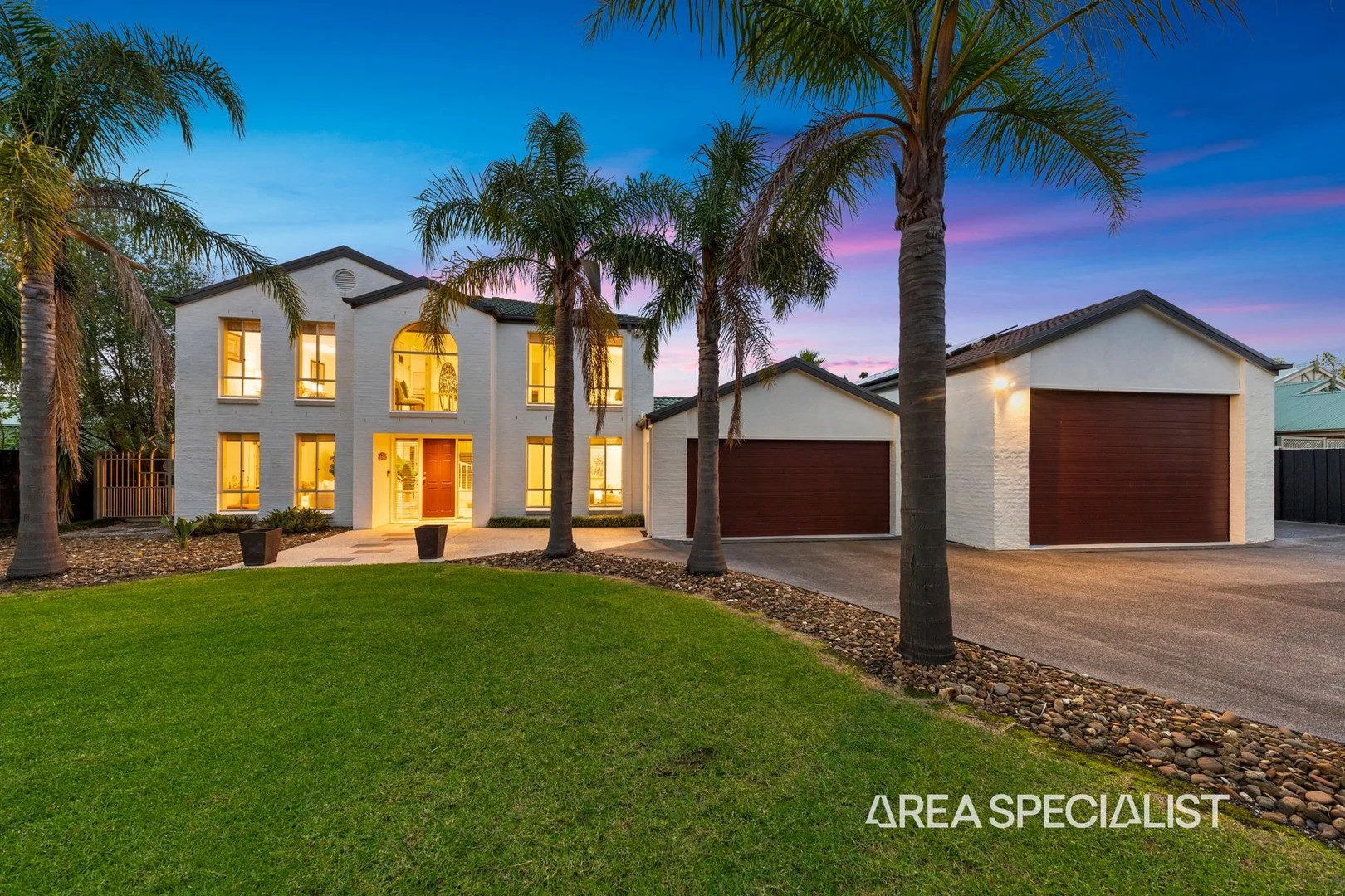 10 Crawley Road, Narre Warren North VIC 3804