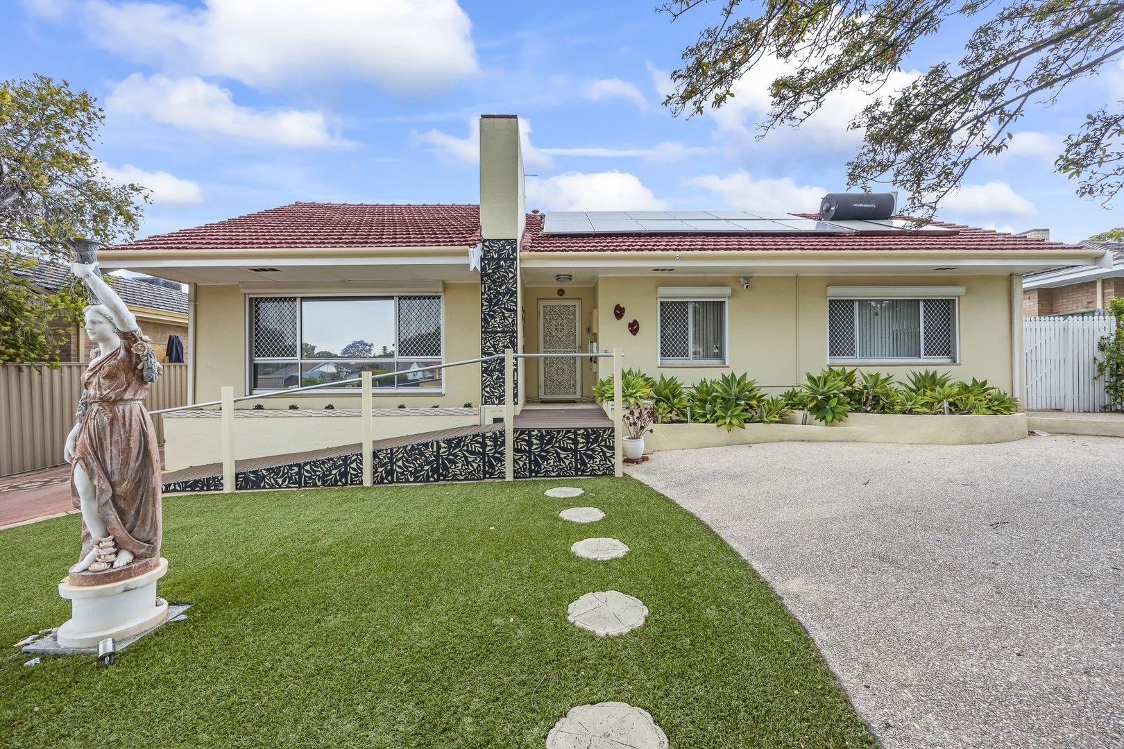 379 Marmion Street, Melville WA 6156, Image 0