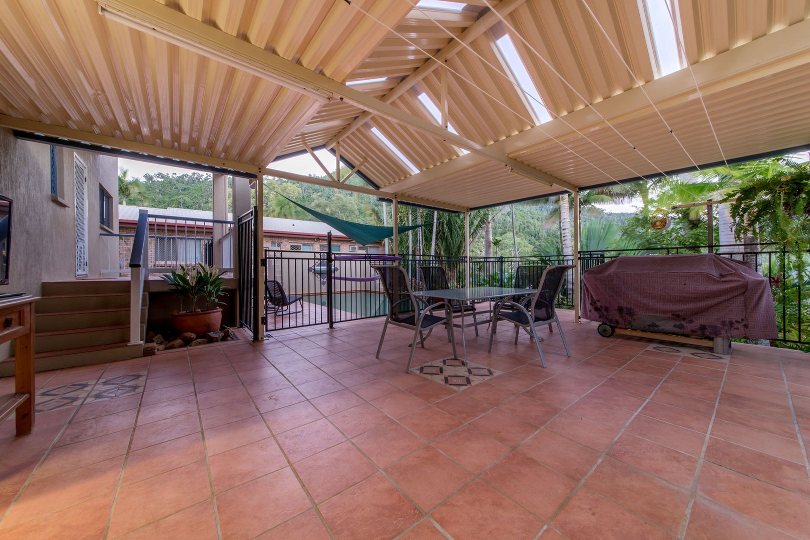 24 Panoramic Court, Cannonvale QLD 4802, Image 1